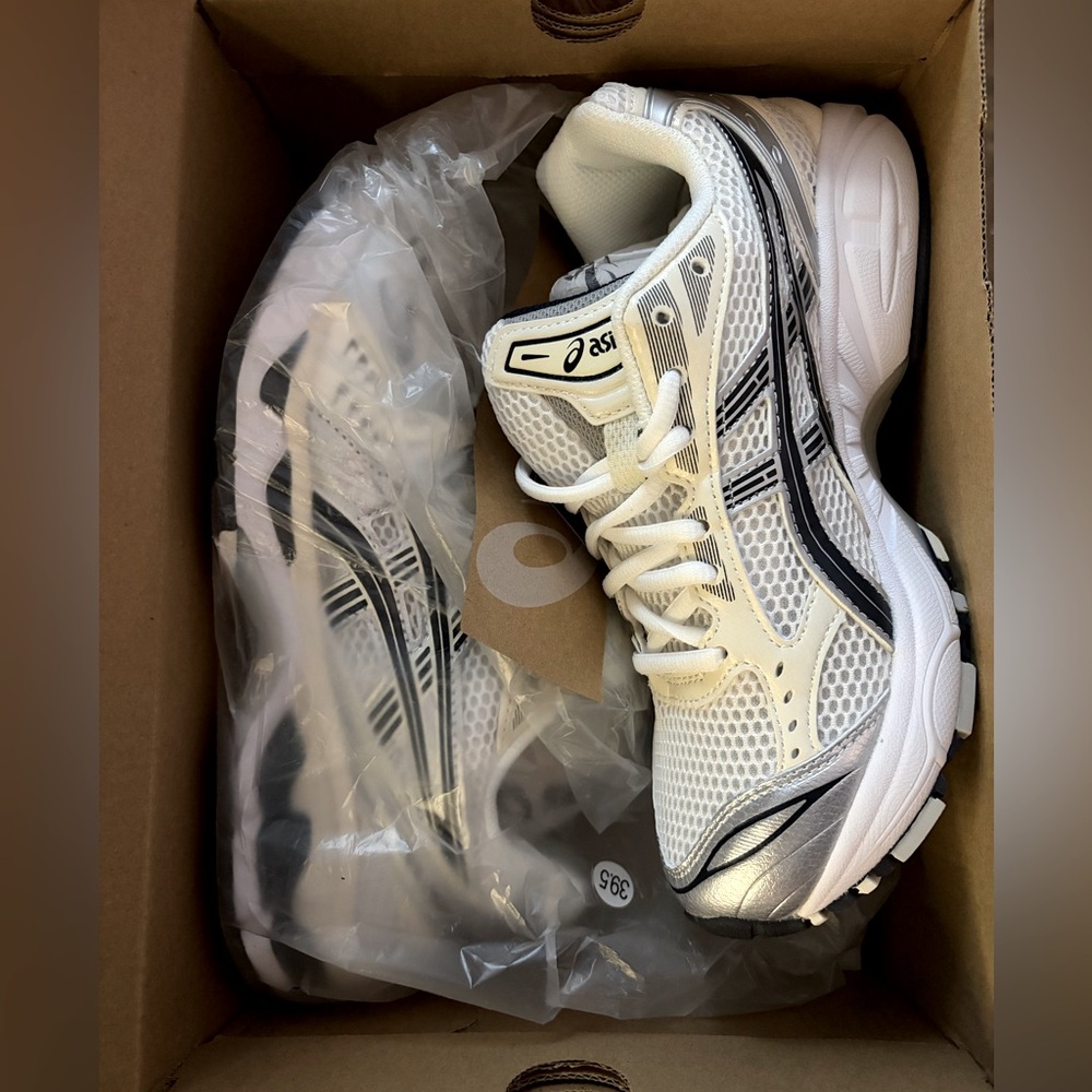 ASICS White and Silver Men’s Athletic Running Shoes